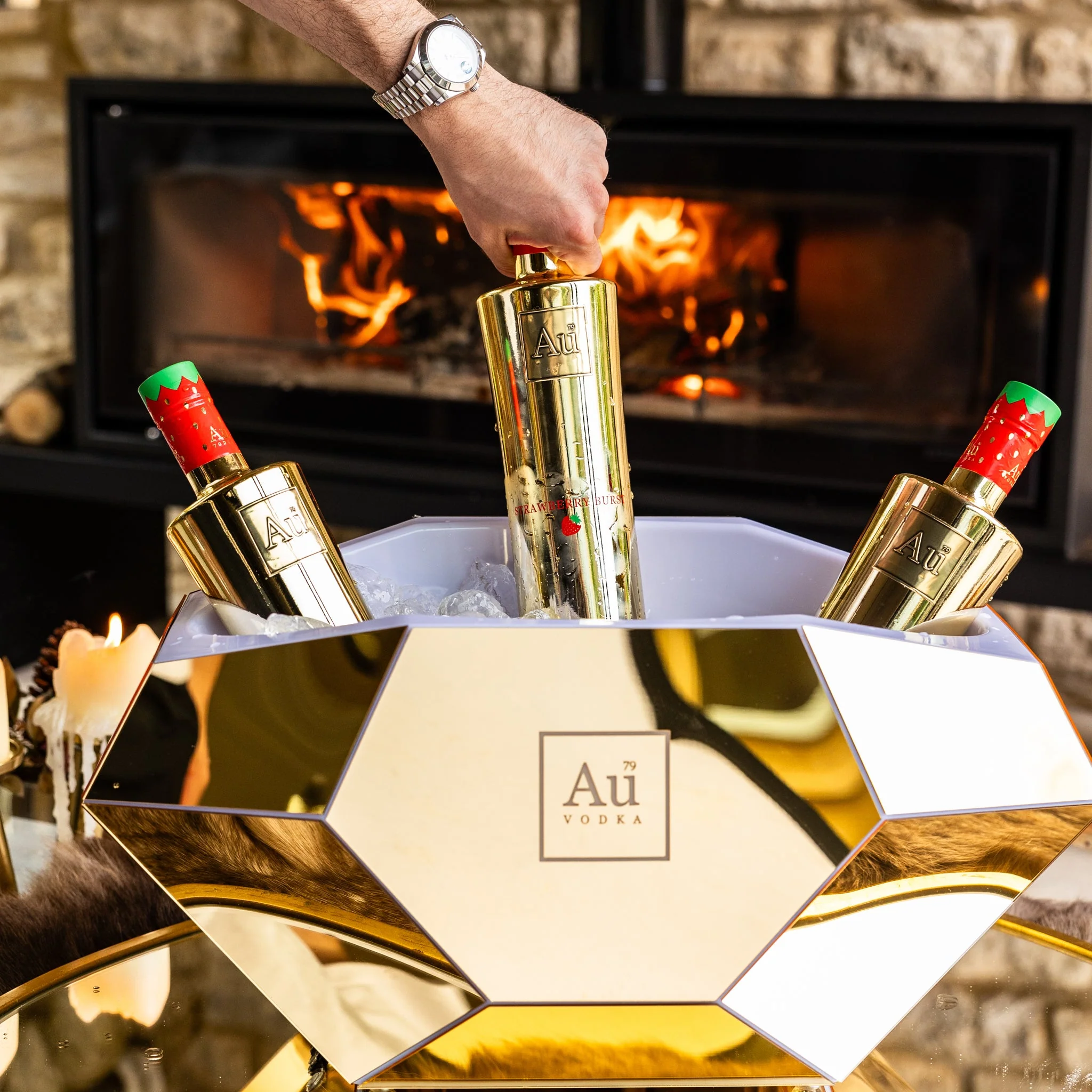 Au Vodka LED Ice Bucket - Image 4