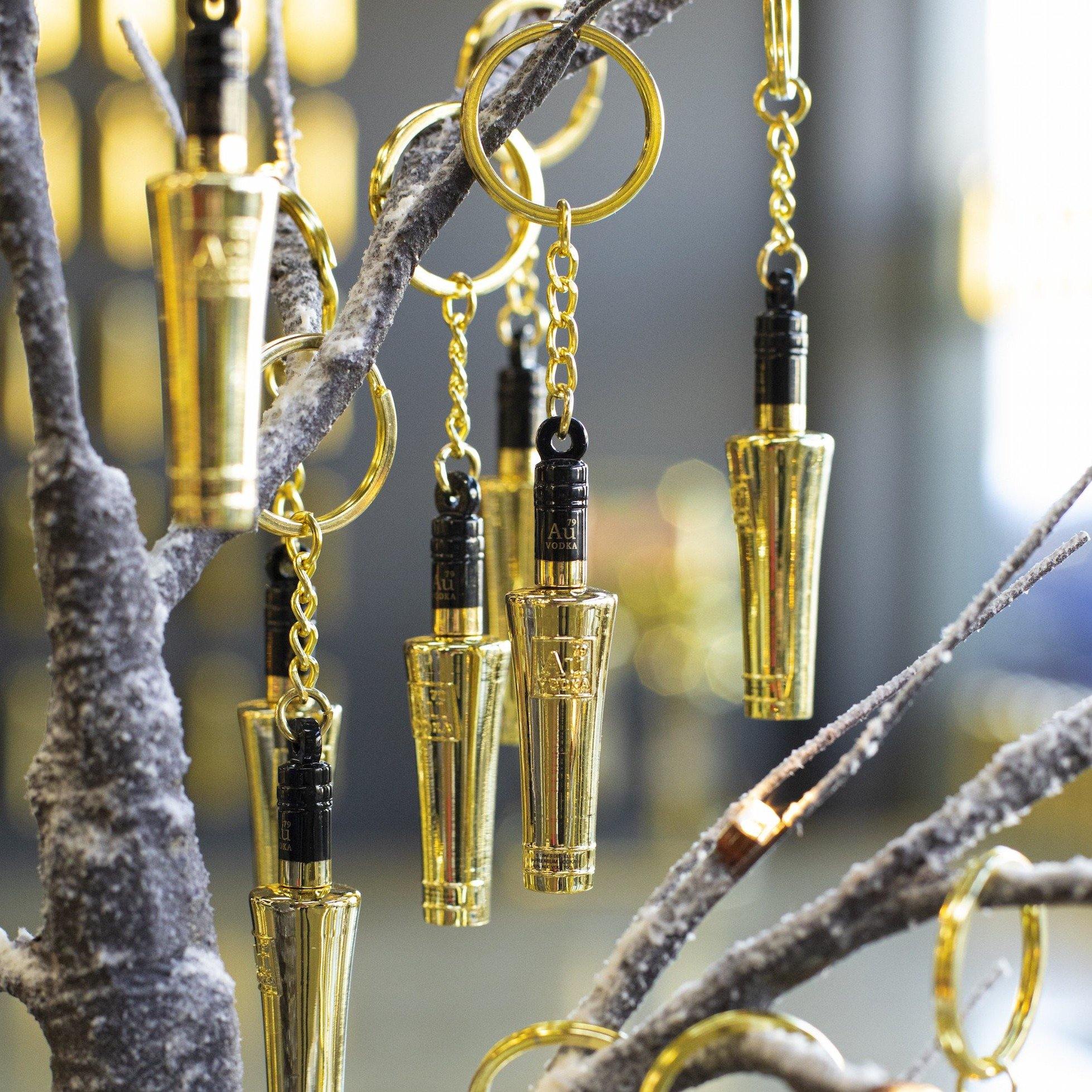 Au Vodka Gold Key Chain - Image 3